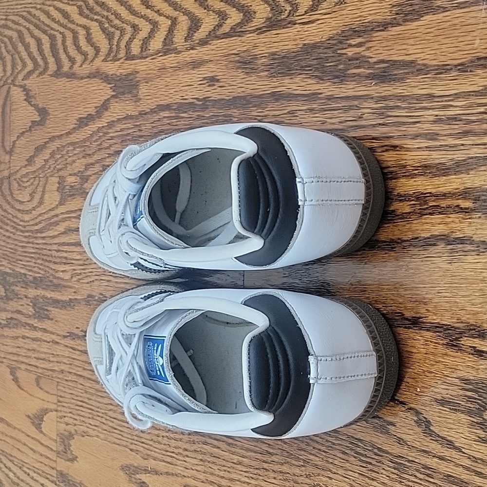 Adidas Sambas Size 5 - Picture 4 of 6